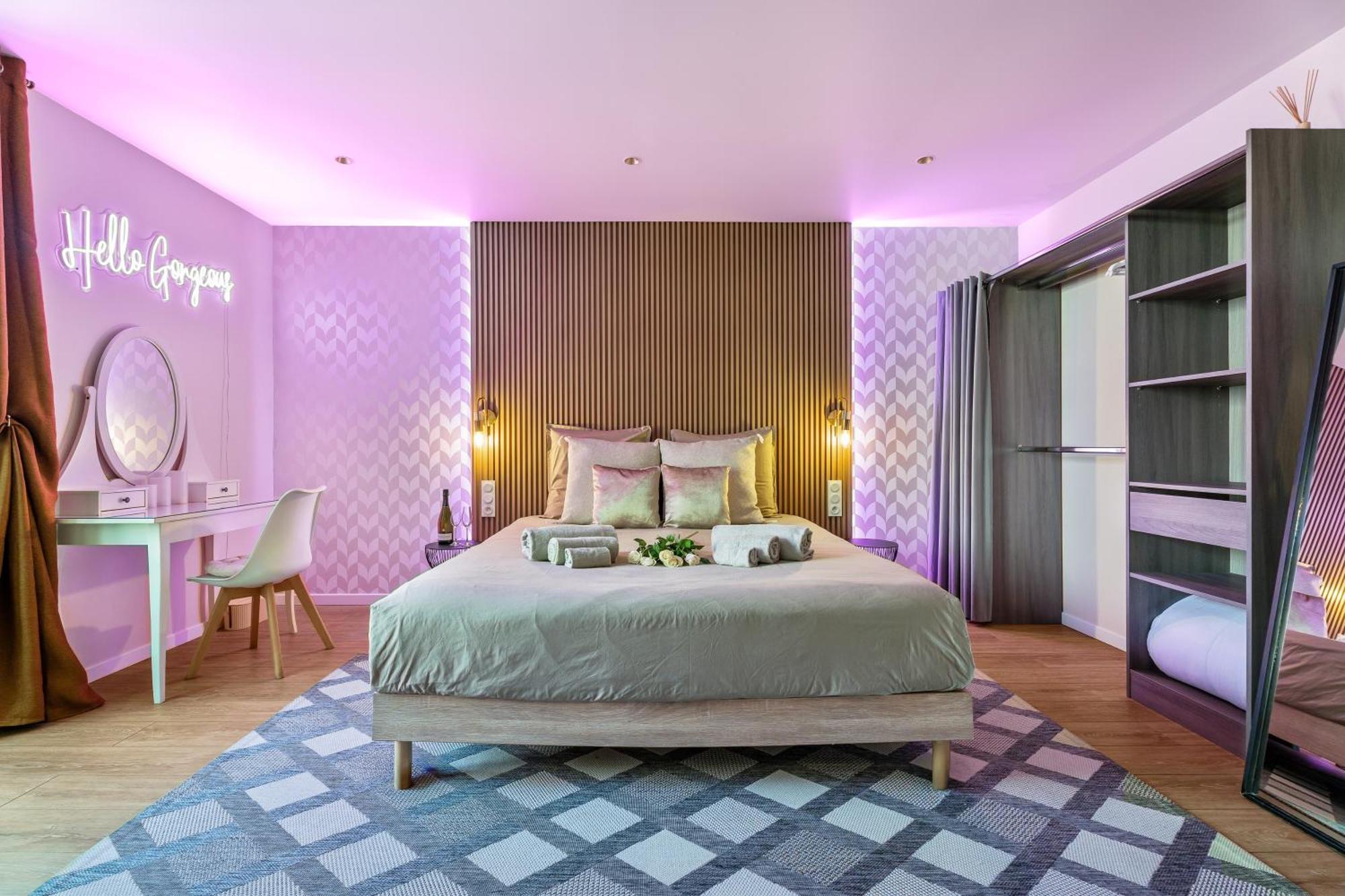 Nice Renting - Love Room Massena - Luxe Room - Jacuzzi - Terrace - King Bed - Ac Exterior foto